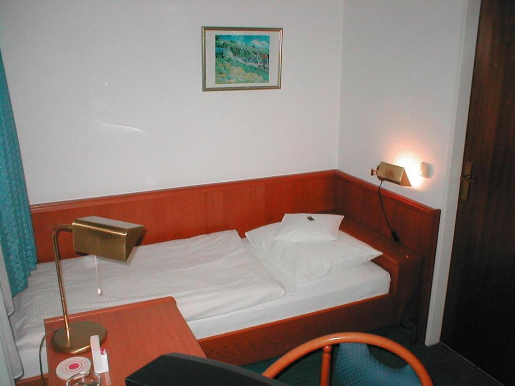 Hotel Zur Flora เอสเซน ห้อง รูปภาพ